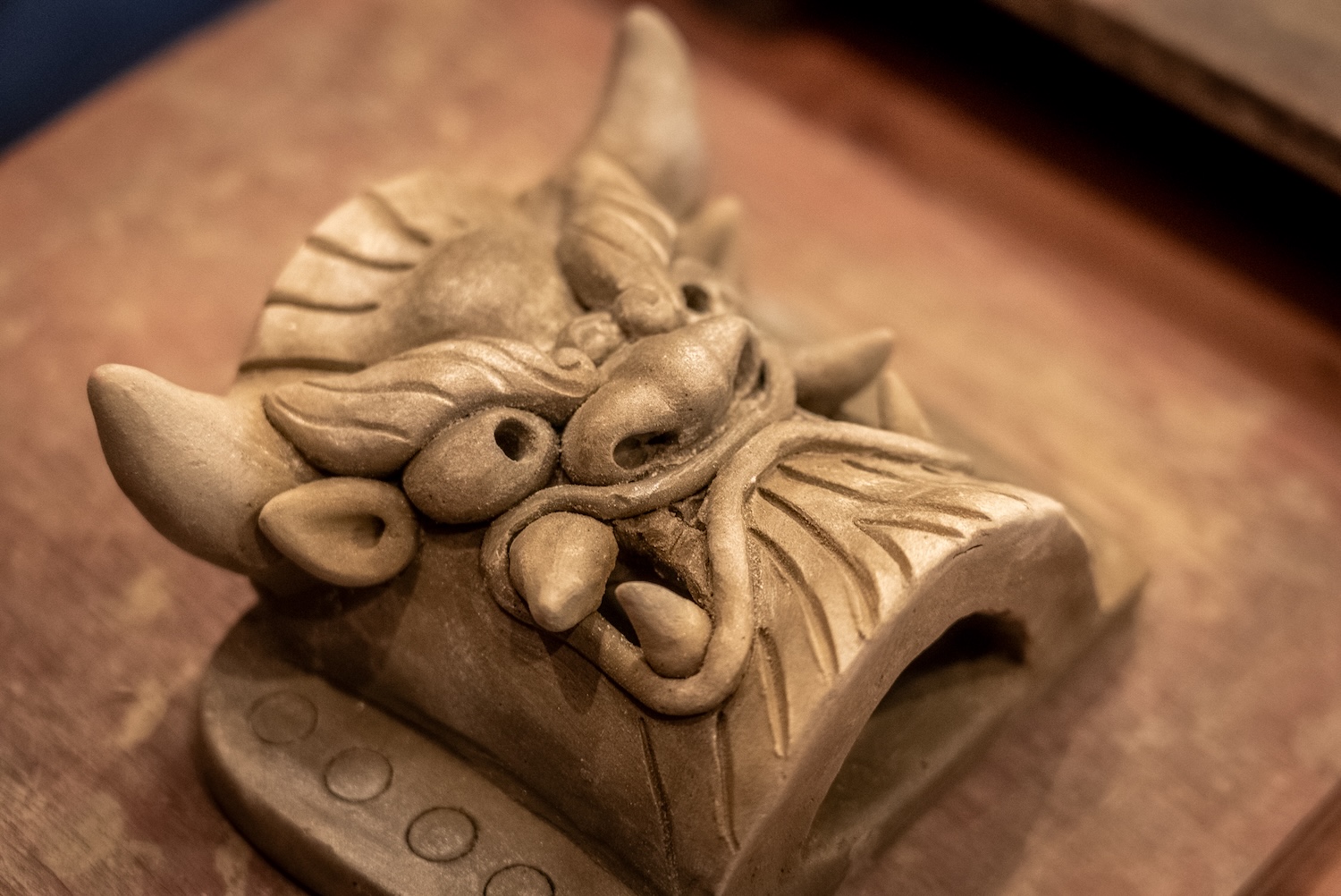 愛媛県今治市で触れる 菊間焼・鬼瓦の奥深い世界 | Origami Concierge